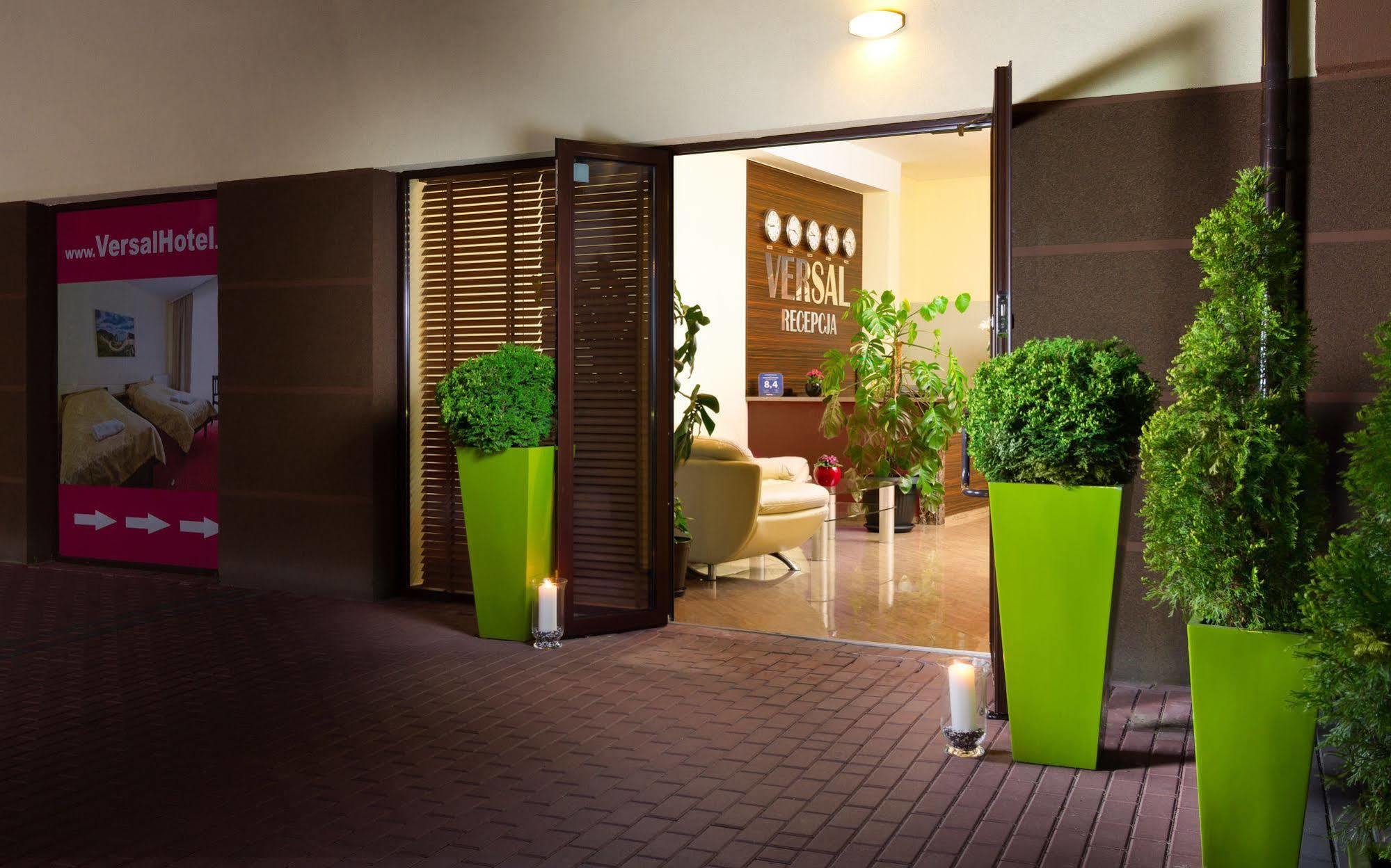 Versal Airport Modlin Nowy Dwor Mazowiecki Ngoại thất bức ảnh
